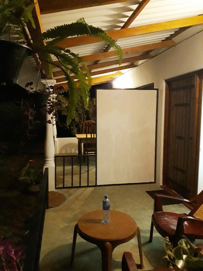 Akila Holiday Resort Habarana Esterno foto