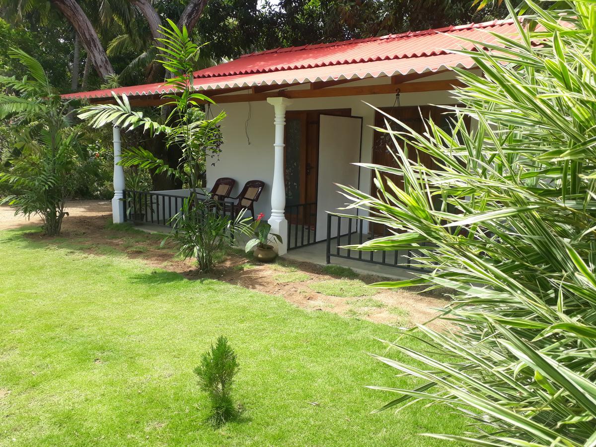 Akila Holiday Resort Habarana Esterno foto
