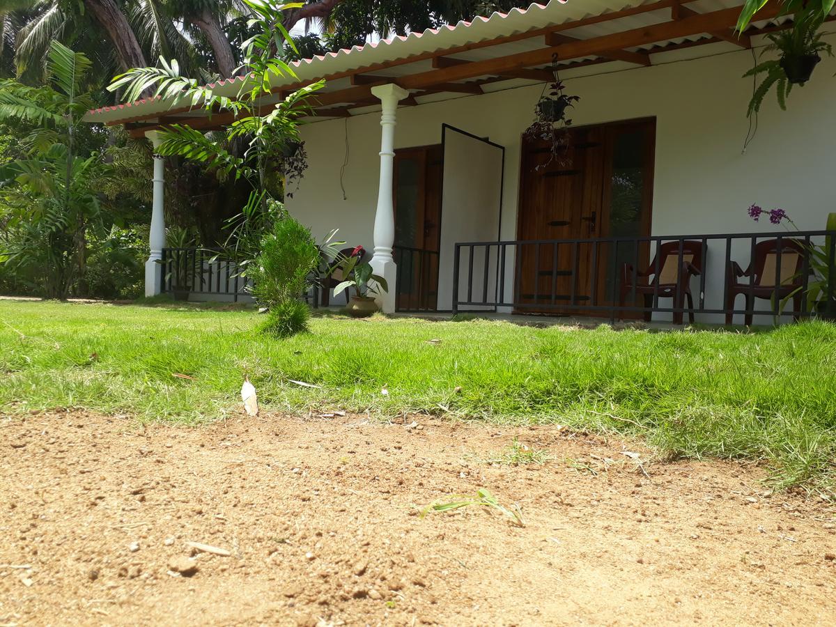 Akila Holiday Resort Habarana Esterno foto